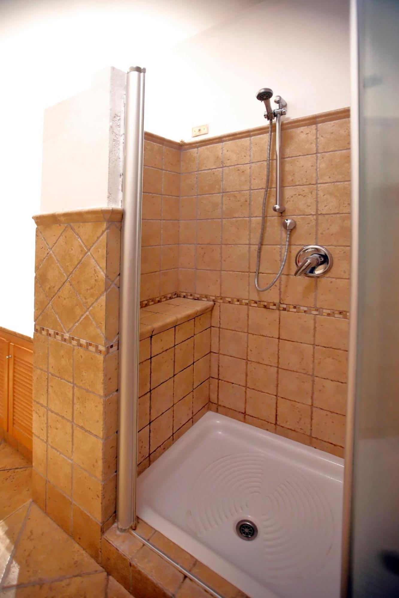 Apartament Casa Di Katia Collesalvetti Zewnętrze zdjęcie