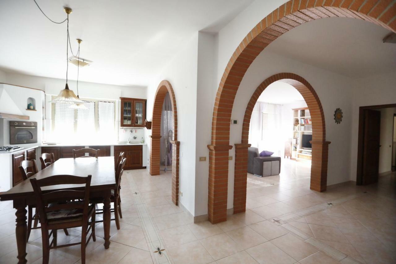 Apartament Casa Di Katia Collesalvetti Zewnętrze zdjęcie